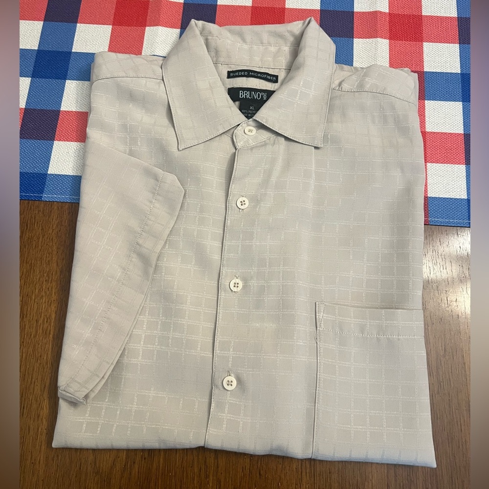 Men's Short Sleeve Button Down